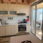 아파트 Two Bedroom Lakeview 포그라데츠