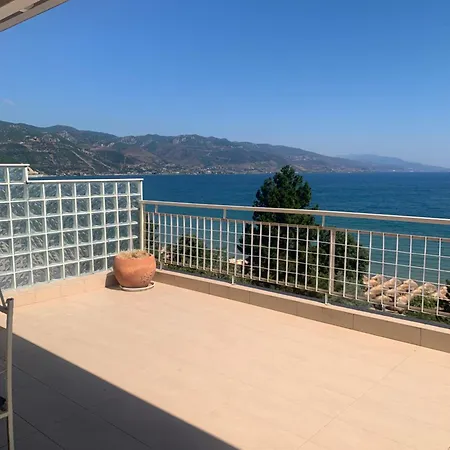Two Bedroom Lakeview *