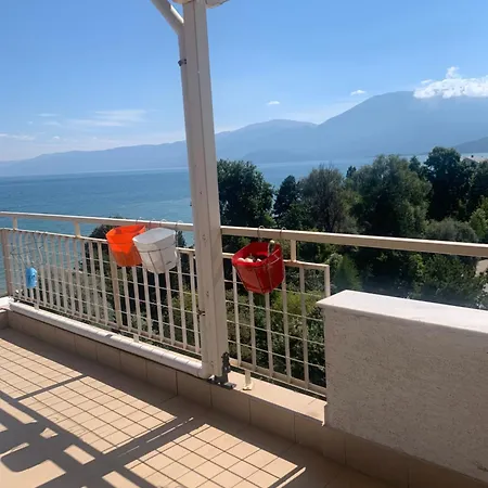 Two Bedroom Lakeview * Поградец