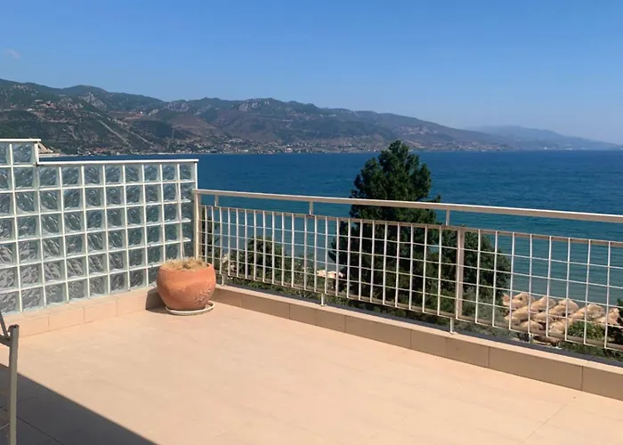 Two Bedroom Lakeview *