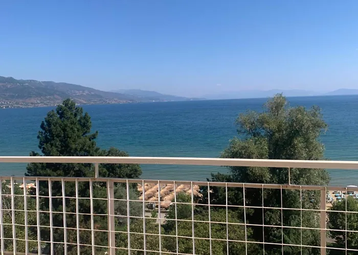 Two Bedroom Lakeview شقة بورغراديك