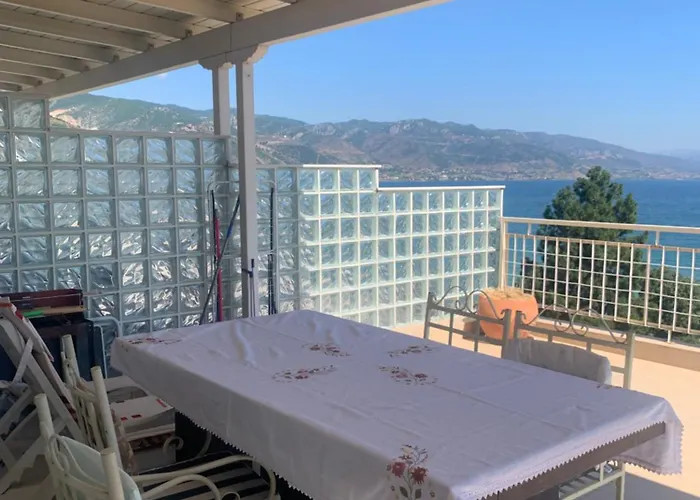 Two Bedroom Lakeview بورغراديك